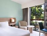 Holiday Inn Express Phuket Patong Beach Central в Пхукет Таиланд ✅. Забронировать номер онлайн по выгодной цене в Holiday Inn Express Phuket Patong Beach Central. Трансфер из аэропорта.